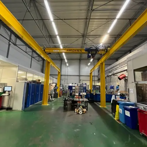 Cranes & Hoists